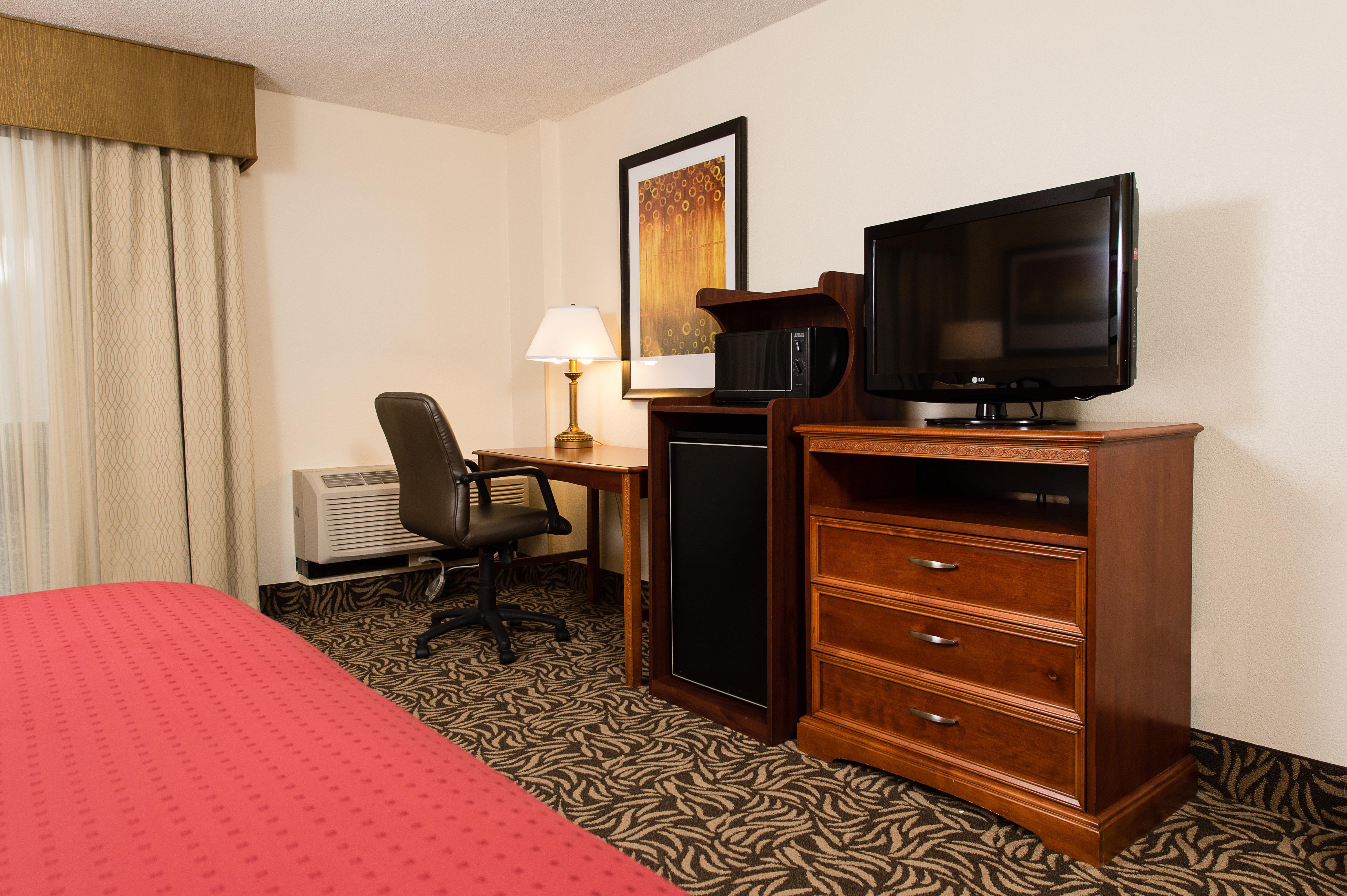 Отель Doubletree By Hilton Wilmington, Nc Экстерьер фото