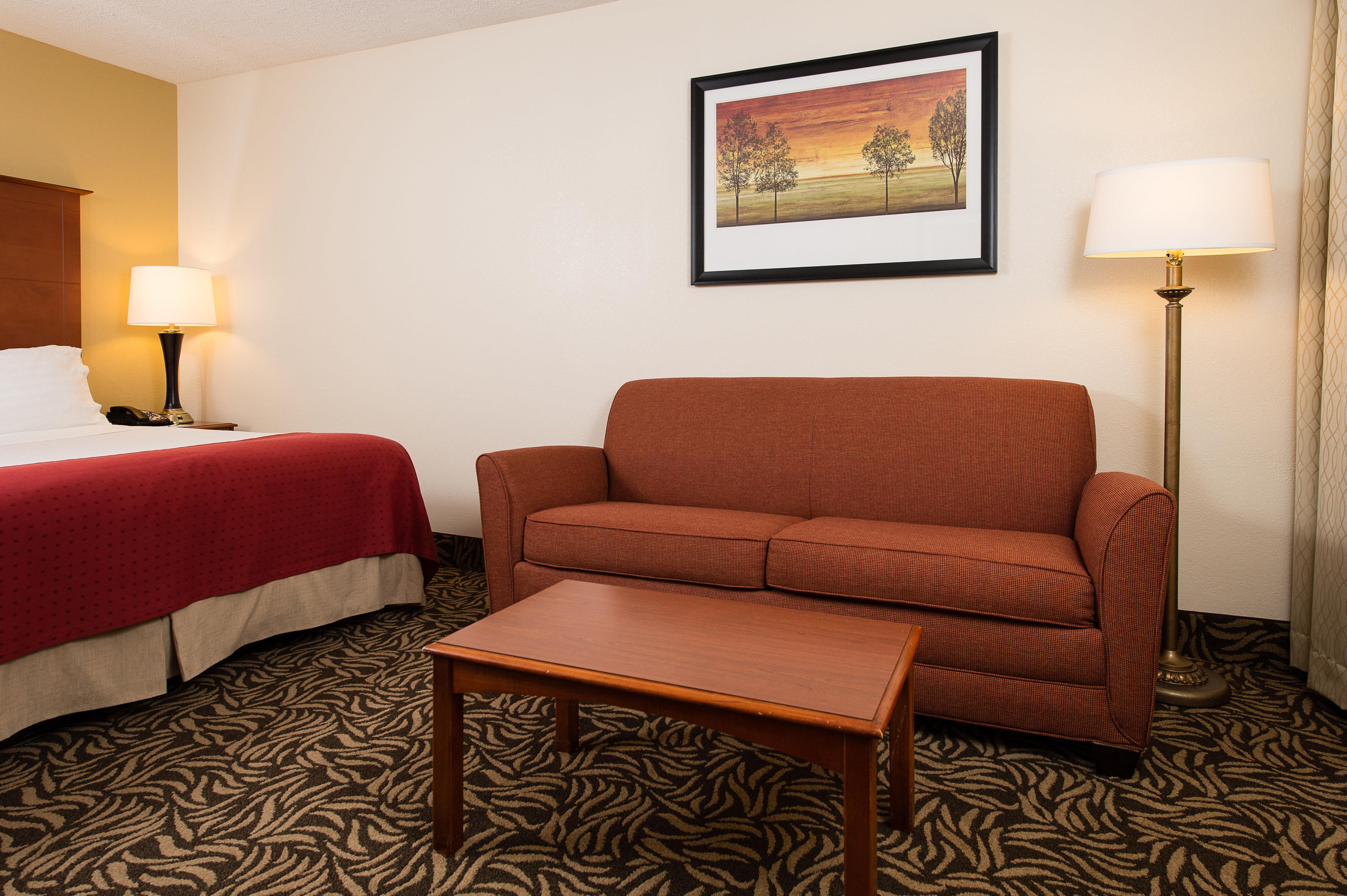 Отель Doubletree By Hilton Wilmington, Nc Экстерьер фото