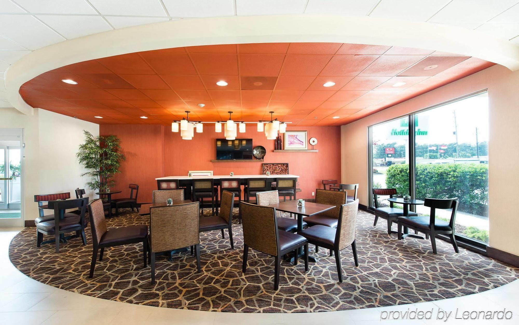 Отель Doubletree By Hilton Wilmington, Nc Экстерьер фото