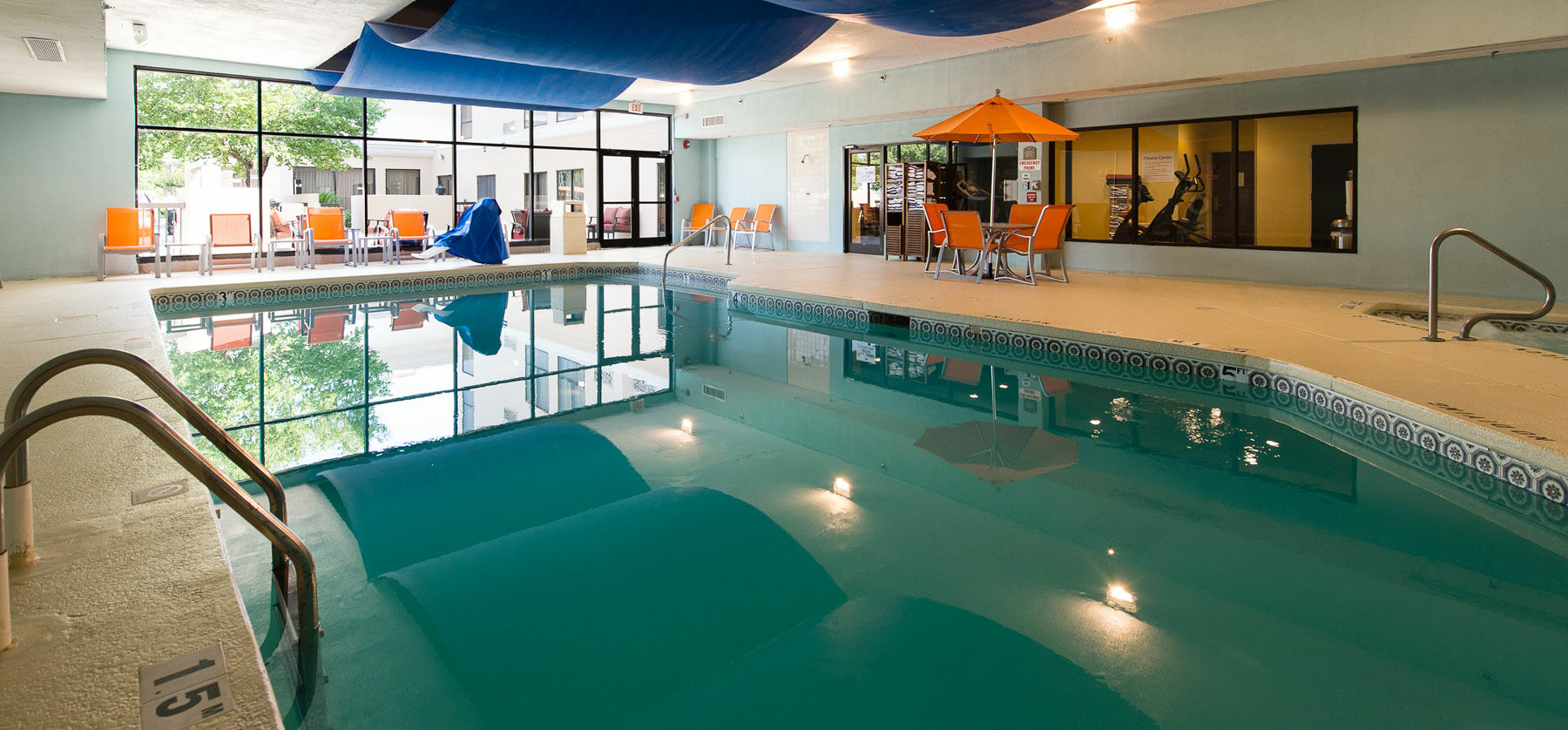 Отель Doubletree By Hilton Wilmington, Nc Экстерьер фото
